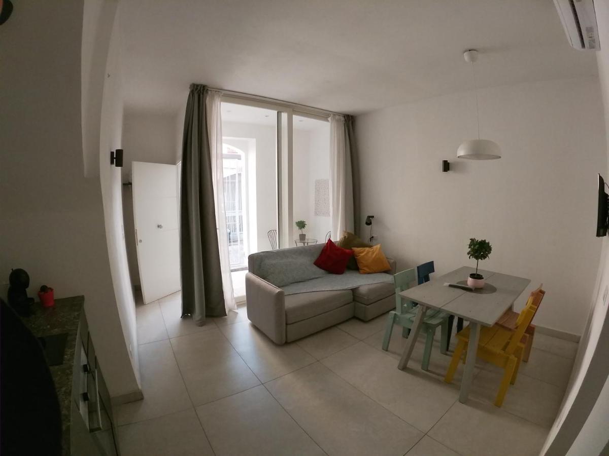 Ferienwohnung Casa Abbatuzzu Acireale Exterior foto